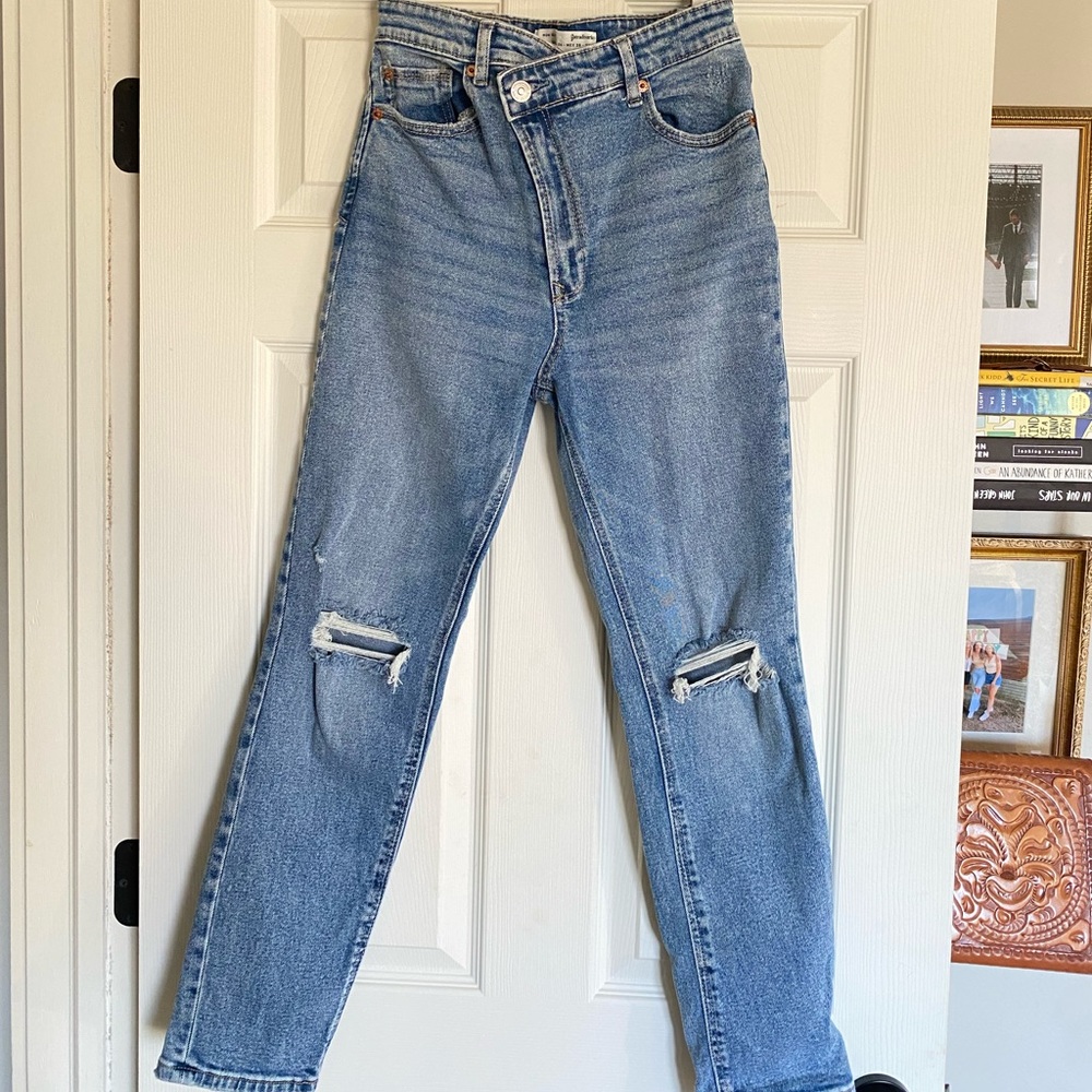 The Original Mom Slim Stradivarius Jeans NWOT